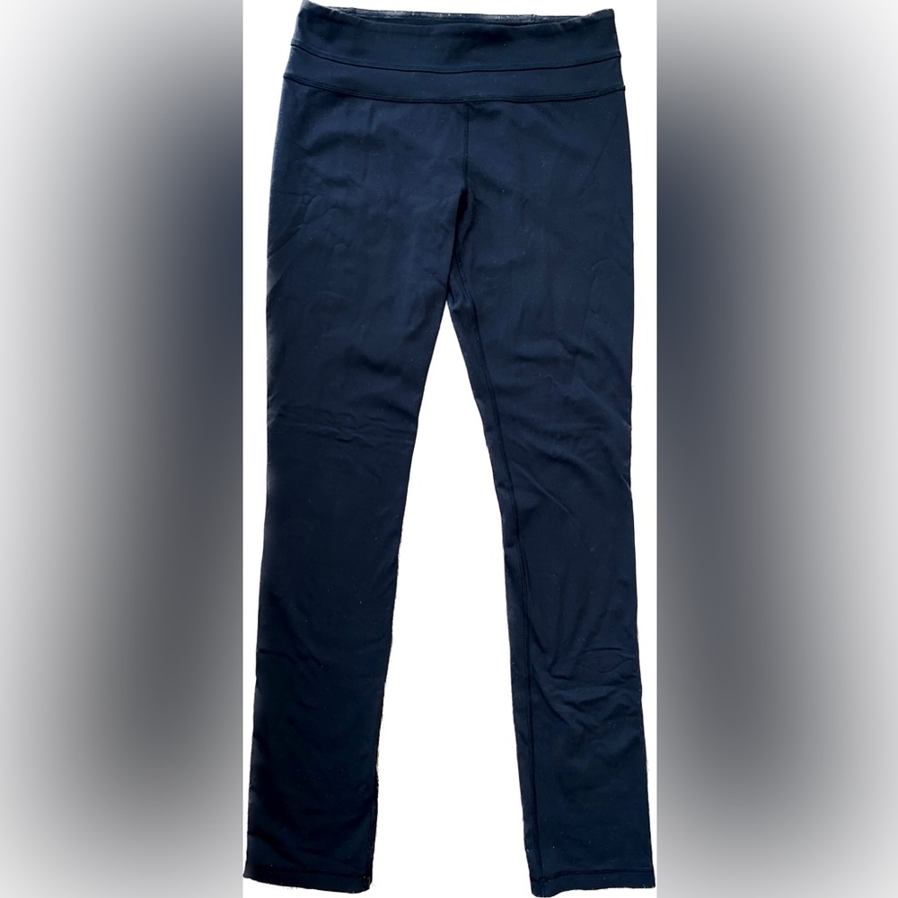 Black Lululemon Leggings - mid-waist / mini flare